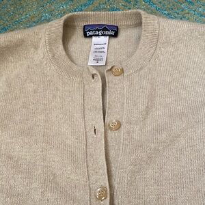 Patagonia Women's Beige 100% cashmere Cardigan